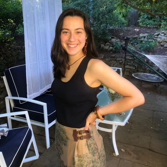 María - Picture 1 of 2